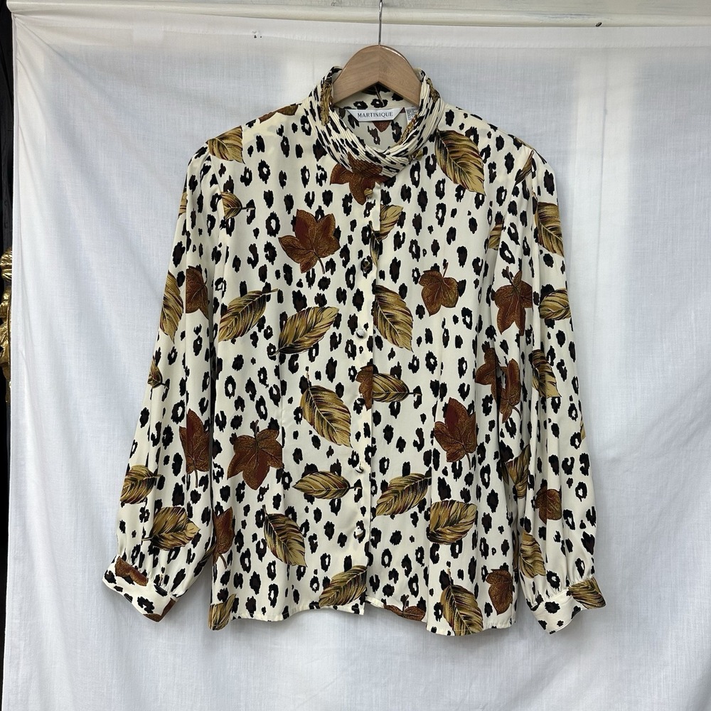 Martinique Vintage Blouse Sz 12 Leaf Animal Print Pleated Collar Button Down
